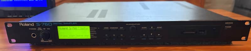 Roland S-760 Digital Sampler - Mouse - Zulu SCSI - Monitor image 1