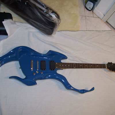 Guitar, custom made. Unique image 1