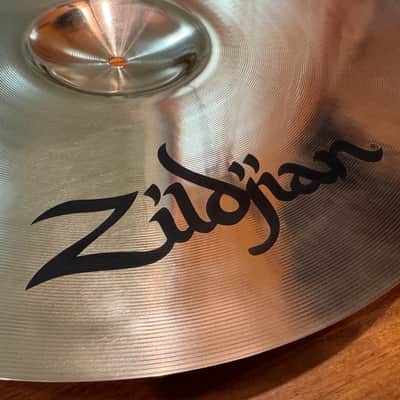 Zildjian 18" A Custom Fast Crash Cymbal 2002 - Present - Brilliant image 8