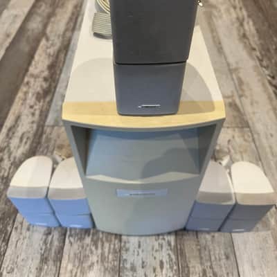 Bose Acoustimass 10 Series III – 5.1 Home Theater System image 1