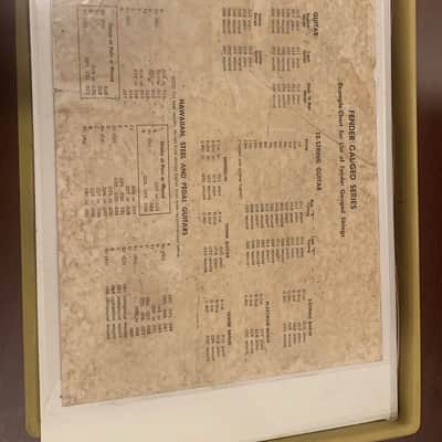 Fender Vintage String Display 1960's-1970's Yellow --> WITH STRINGS! image 7