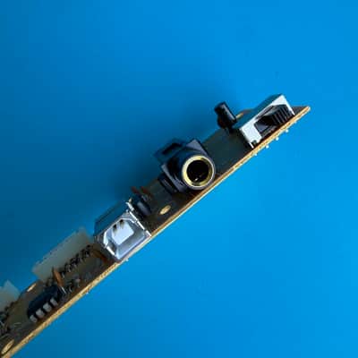 M-AUDIO OXYGEN 25 MKIII MIDI Controller Keyboard Part: ON/OFF USB Circuit Board image 4
