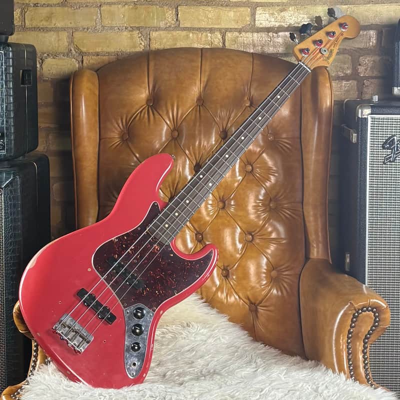 2015 Fender Road Worn ‘60s Jazz Bass Fiesta Red Electric Bass Guitar!