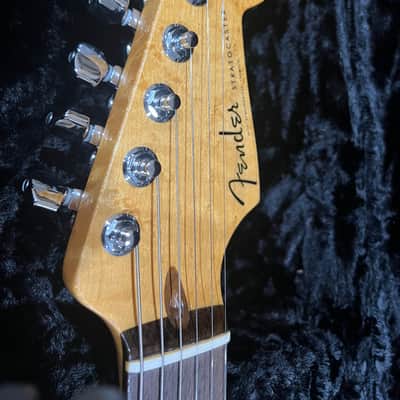 Fender Custom Shop Deluxe Stratocaster 2009 - Birdseye Neck image 5
