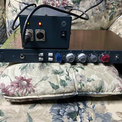 BAE 1073 with PSU 2010s - Blue image 4