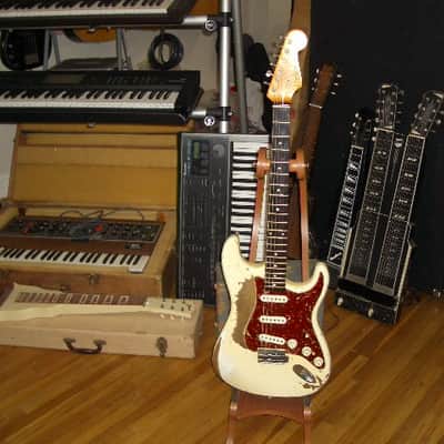 Fender 1961 Stratocaster Heavy Relic 2013 Masterbuilt (John Cruz) - Olympic White image 3