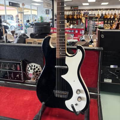 1960's Silvertone 1448 Semi-Hollowbody Electric Guitar with Built-In Tube Amp Hard Case image 2