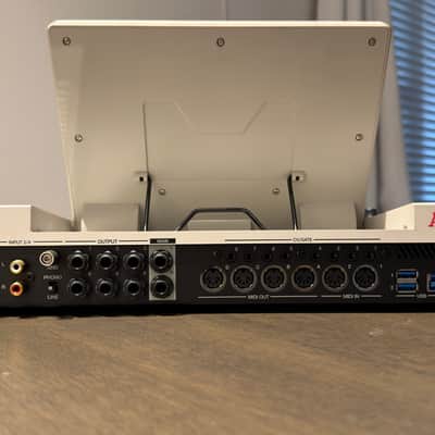 Akai MPC X Special Edition EXCELLENT CONDITION image 10