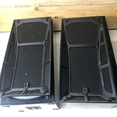 Matched Set Pair Yamaha NS-AP4400M 3-Way Bass Reflex Bookshelf Speakers image 9