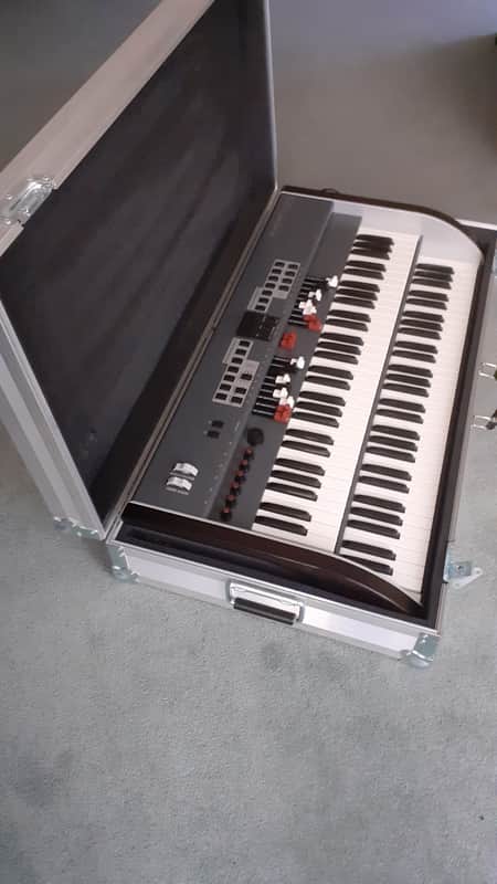 Crumar Mojo. Hammond Organ. GSI Dmc-122 With Gemini card/Flightcase image 1