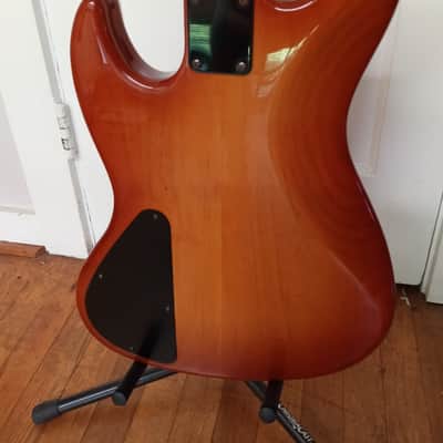 Warmoth Custom P-J Bass - Curly Maple Top - Honey Burst Gloss - Seymour Duncan - Mint image 7