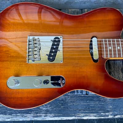 Fender American Select Telecaster 2012 - Select Burst image 2