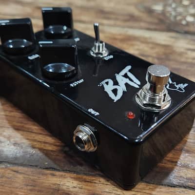 Get Wired! Max Pedals The Bat Distortion 2021 Canada image 3