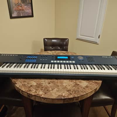 Kurzweil  PC3LE8  - 88 Key Synth Work Station