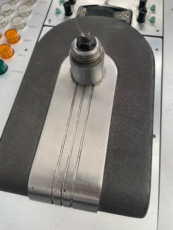 RCA 91D MI-4092 1950s/60s - Brown/Grey image 1