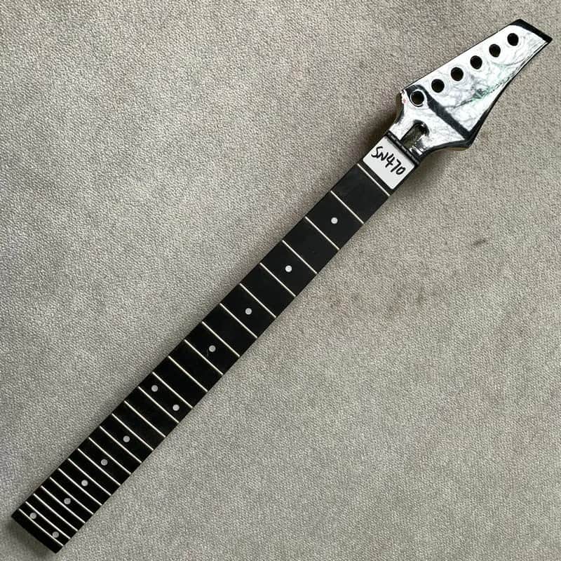 24 Frets Rosewood Fingerboard Electric Guitar Maple Neck image 1