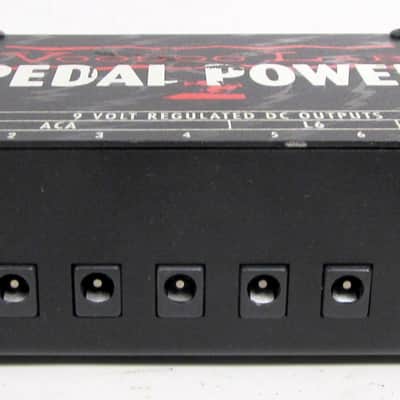 Used Voodoo Lab Pedal Power 2 Isolated Pedalboard Power Supply W/ Cables VGC image 3