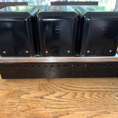 McIntosh MC 240 AMPLIFIER, The Legend 60's - black and chrome image 7