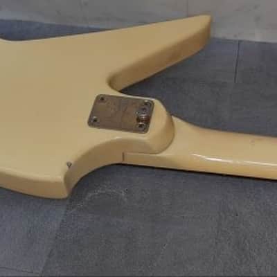 Aria Pro II ZZB DELUXE blood series 1980s - White+ explorer bass image 17