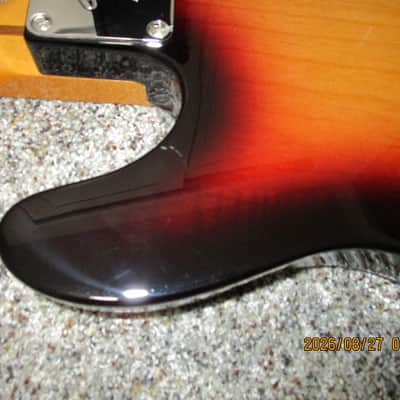 Fender Vintera II '60s Telecaster, Thinline, Maple Fretboard, 2025, 3-Color Sunburst, SD Hot Rail Neck Pickup, Fender Gigbag image 10