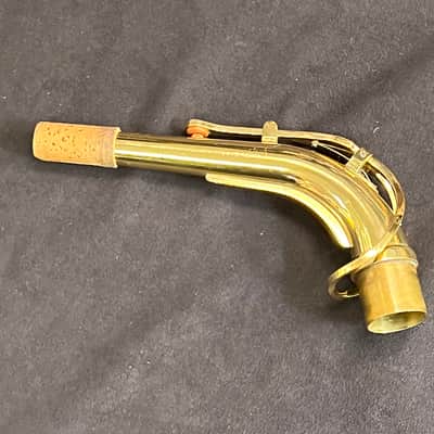 Yamaha YAS-52 Alto Saxophone image 7