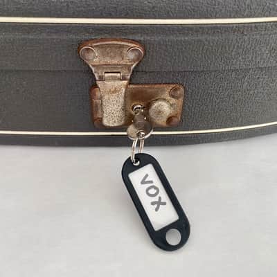 Vintage Vox Phantom VI 1960's Teardrop Hard Case with Keys Super Clean & Rare image 2