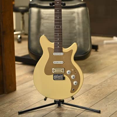 Eastman Fullertone DC'62 - Desert Sand image 14