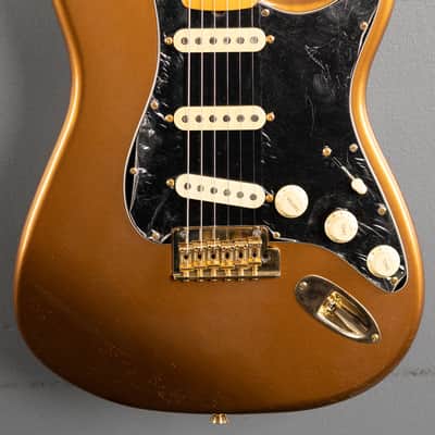 Fender Limited Edition Bruno Mars Stratocaster - Mars Mocha image 4