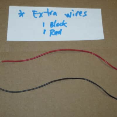 3 used genuine BOSS older battery clips (1 GRAY, early 1980s / 2 BLACK - one late from 1980s, other from 1990s) (NO pedals) - also including 2 new NON Boss battery clips, 2 extra wires, 2 pieces heat shrink tubing (AS IS / FINAL SALE- read description) image 25