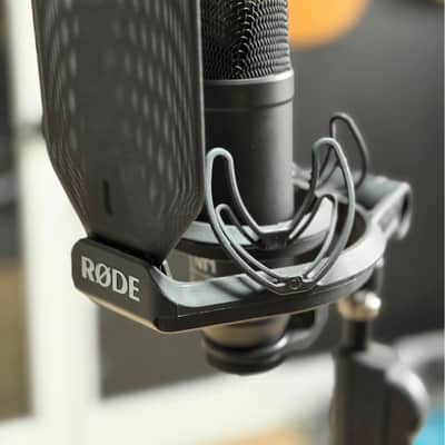RODE NT1 complete recording kit - Black image 5