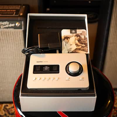 Universal Audio Apollo Solo Heritage Edition USB 3.0 Audio Interface 2020 - Present - Silver image 1