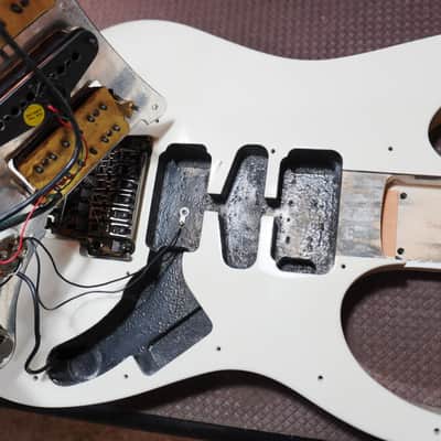 Ibanez RG-750 WH Factory Refinish Fujigen MIJ 1987-1991 image 16