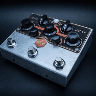 Beetronics Royal Jelly Overdrive/Fuzz image 3