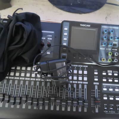 TASCAM DP-24SD 24-track Digital Portastudio 2015 - Present - Black image 6