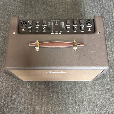 Immagine Fender "ACOUSTIC JUNIOR 120V" Guitar and Microphone amplifier - Open Box - 4