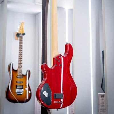 Lakland SKYLINE Series 44-02 Cherry Sunburst image 10