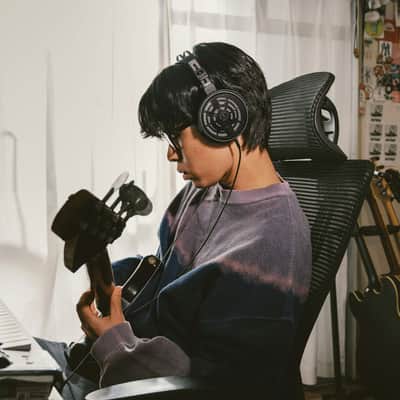 Audio-Technica ATH-R30x Professional Open-Back Over-Ear Reference Headphones image 9