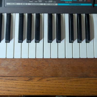 Korg Poly-800 1980s - Analog Paraphonic Synthesizer image 2
