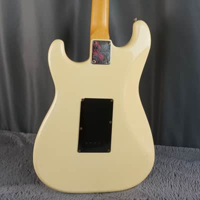 Fender Stratocaster 1984 - 1987 - White Japan image 3