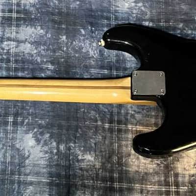 Squier Stratocaster 1993 - Black - MIM - 7.5 Lbs. - Authorized Dealer image 8