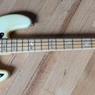 Fender Jazz Bass 1977 - Olympic White image 6