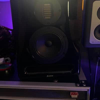 Avantone Pro Abbey 3-Way Active Studio Monitors (Pair) 2015 - 2021 - Black image 2