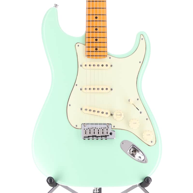 Fender Certified Pre-Owned Limited Edition American Ultra Luxe Vintage '60s Stratocaster®, Surf Green (T5) (00887) image 1