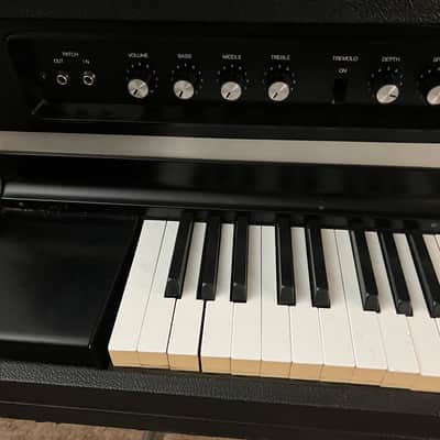 Yamaha CP-70B Electric Grand Piano image 2