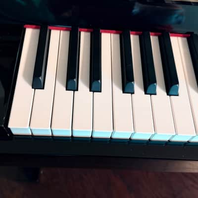 Pearl River UP115M5 Upright Piano 2014 - Ebony image 16