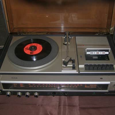 Chaîne hifi stéréo "radiola" modèle 22ah970 image 2