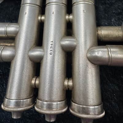 Conn Cavalier Cornet. Bflat Cornet.(1925) image 7