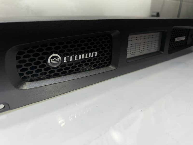 Crown DCi 4|300 DriveCore Install 4-Channel 300W Power Amplifier 70V Audiophile image 1