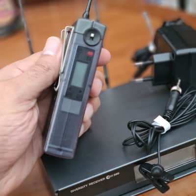Sennheiser Diversity Receiver EM 300+SK300 Transmitter image 13