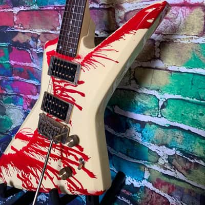 Aria ZZ Custom 1984 - Blood Splatter image 13